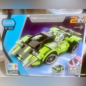 Gamzoo Mechanical Master 2-in-1 Green RC Car Building Set (model no. 8020)